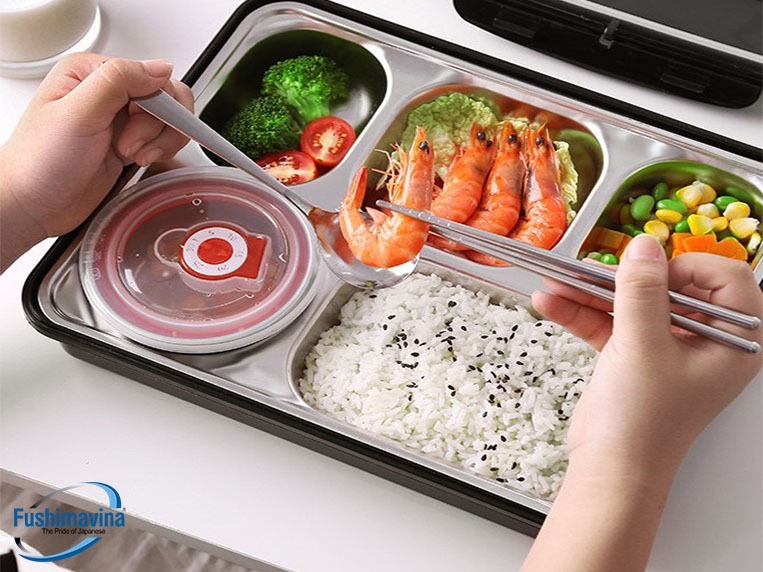 khay inox dùng để đựng thục phẩm