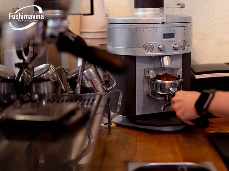 phân loại máy xay cafe theo cơ chế hoạt động