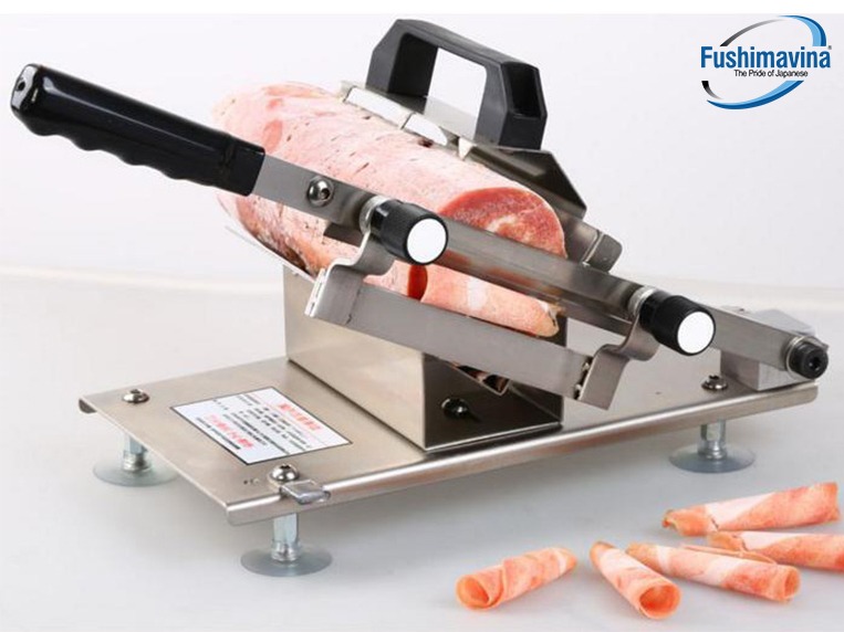 máy cắt thịt giúp cắt thành từng lát mỏng