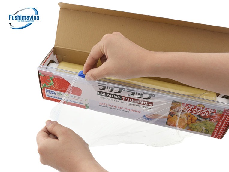 Hướng dẫn 8 cách bảo quản kem tươi giữ nguyên hương vị thơm ngon 8 dùng màng bọc thực phẩm để bảo quản kem