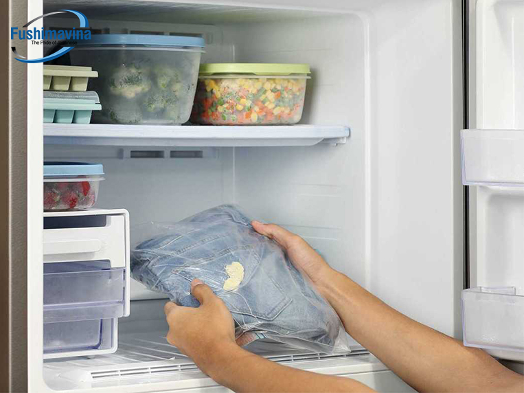 Tiết lộ 11 công dụng của tủ lạnh có thể bạn chưa biết 17 Giặt quần jean không cần nước