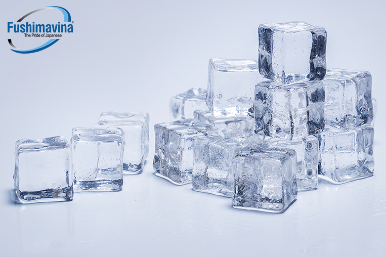 Máy sản xuất nước đá tinh khiết giá bao nhiêu? 7 Đá viên tinh khiết