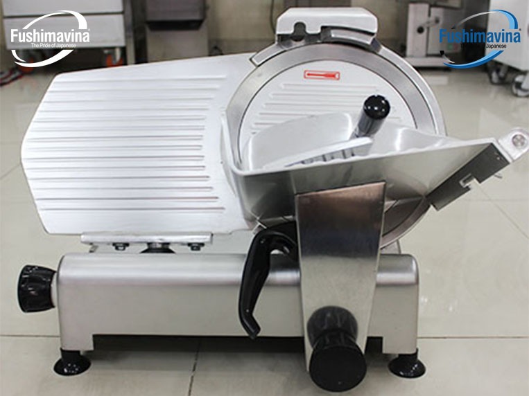 nên chọn các loại máy chế biến thực phẩm từ chất liệu không gỉ