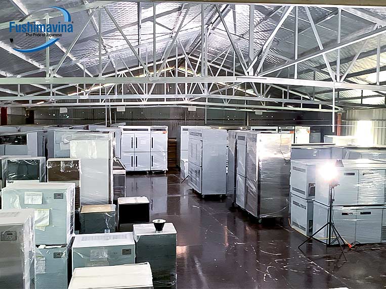 Kho hàng hơn 2500 mét vuông luôn sẵn sàng cung ứng