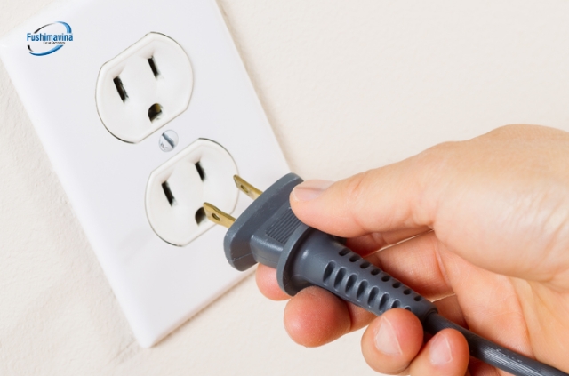 Do nguồn điện tủ đông gặp vấn đề.
